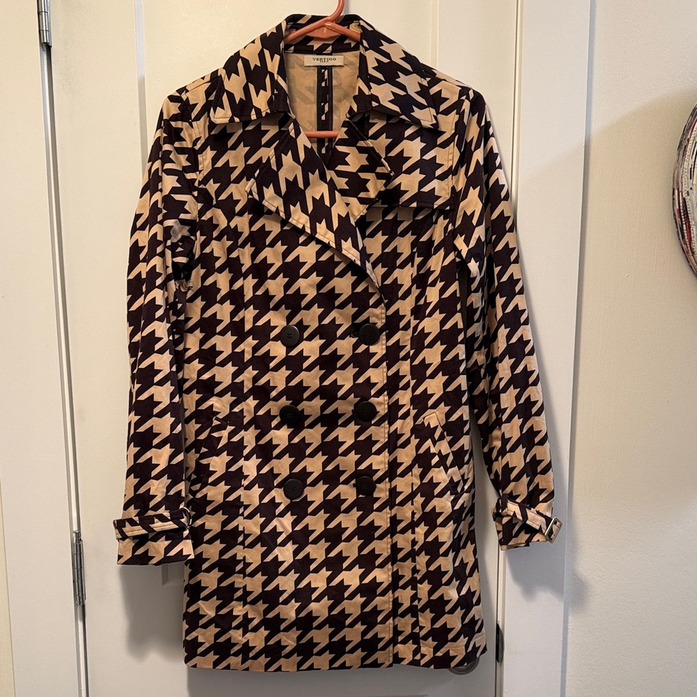 Vertigo Paris Women's Black and Tan Houndstooth Trench Coat size S